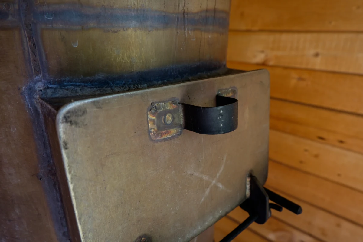 Prawie 53 tys. złotych na wymianę starych, ponad 10-letnich urządzeń grzewczych na ogrzewanie niskoemisyjne oraz na termomodernizację budynku można otrzymać w ramach programu „Stop smog”. Wnioski o udzielenie dotacji można składać od dziś do 29 marca. Ze wsparcia mogą skorzystać osoby o niskich dochodach. 