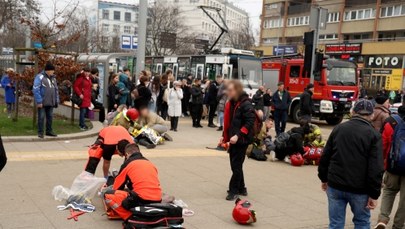 Wypadek w Szczecinie. Dwie osoby walczą o życie, lżej ranni wychodzą do domów