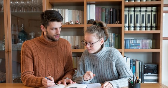 Maturzyści w Lublinie będą mogli korzystać z darmowych korepetycji od studentów lubelskich uczelni. I jedni, i drudzy mogą się już zapisywać do tegorocznej akcji „Koleżeńskie Korepetycje” 