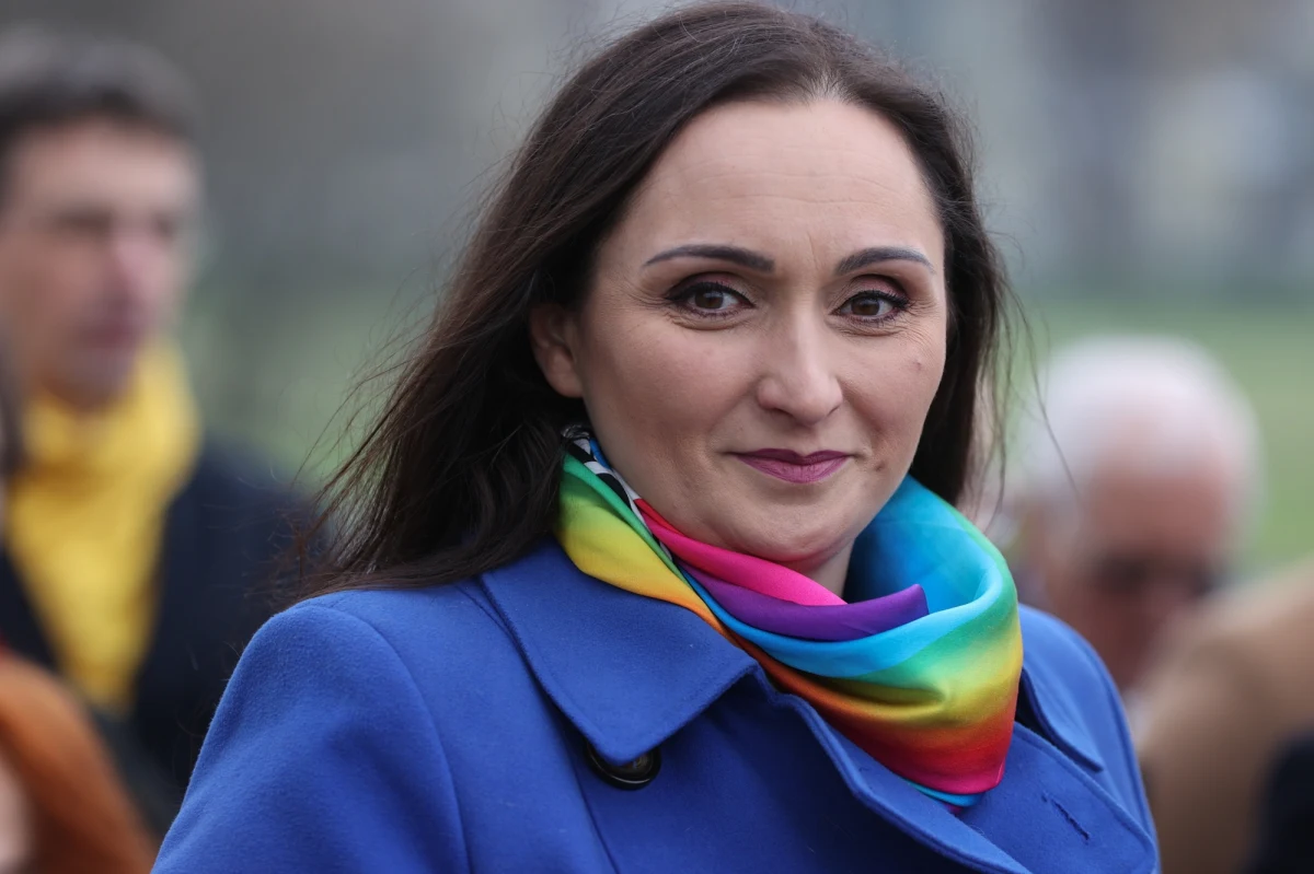 Posłanka Polski 2050 Ewa Szymanowska będzie kandydatką KKW Trzecia Droga PSL-PL2050 Szymona Hołowni na prezydenta Łodzi. "Zdecydowałam się na kandydowanie, bo mam dość arogancji władzy. Czas na nową, lepszą prezydenturę w naszym mieście" - podkreśliła. Szymanowska, która w październiku ub. roku dostała się do Sejmu z łódzkiej listy Trzeciej Drogi, swój start w wyborach na prezydenta Łodzi ogłosiła dzisiaj.