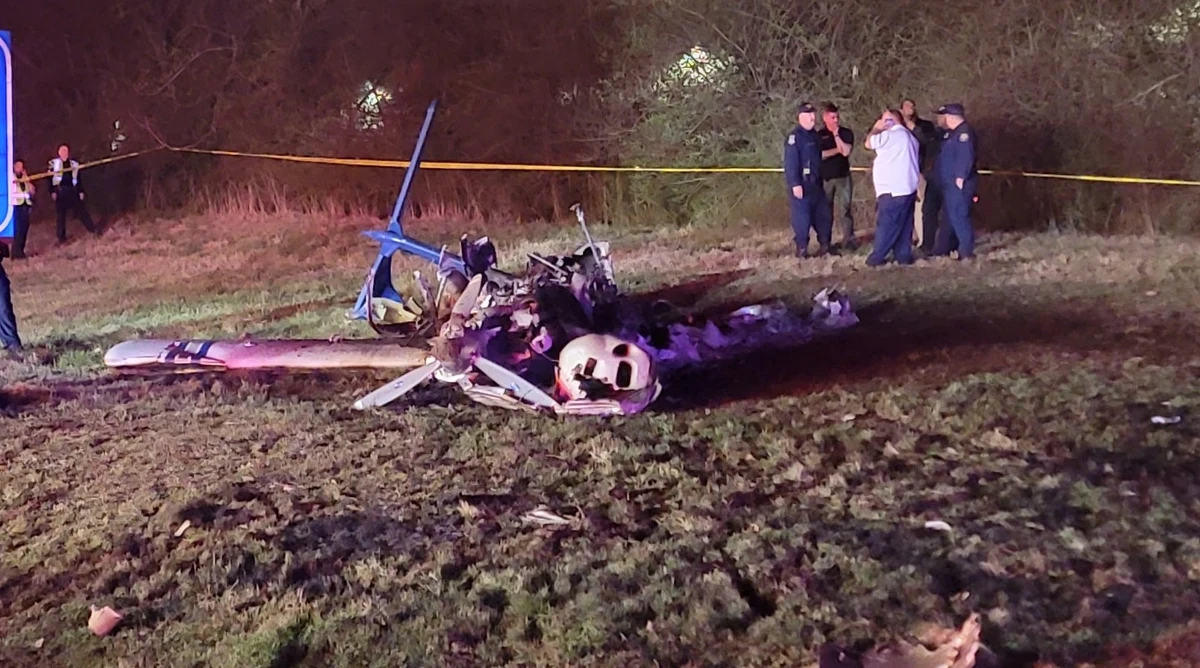 Katastrofa małego samolotu w Nashville w USA. Maszyna rozbiła się na poboczu autostrady. Zginęło 5 osób, które były na pokładzie samolotu. 