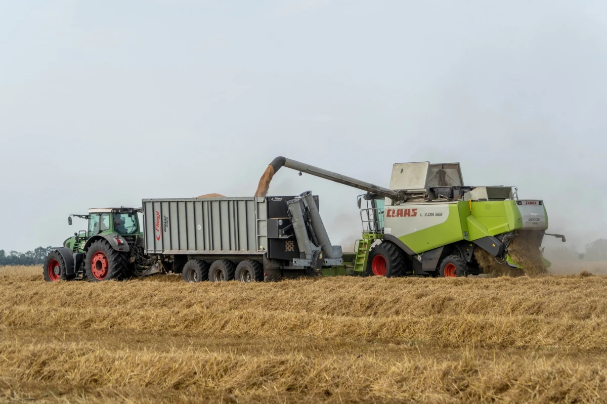 Ukraina jest gotowa czasowo zaakceptować ograniczenia w handlu z UE w celu załagodzenia ostrego sporu politycznego z Polską. Chce jednak, aby UE wprowadziła embargo na importu rosyjskiego zboża – powiedział dziennikowi "Financial Times" ukraiński wiceminister gospodarki Taras Kaczka.