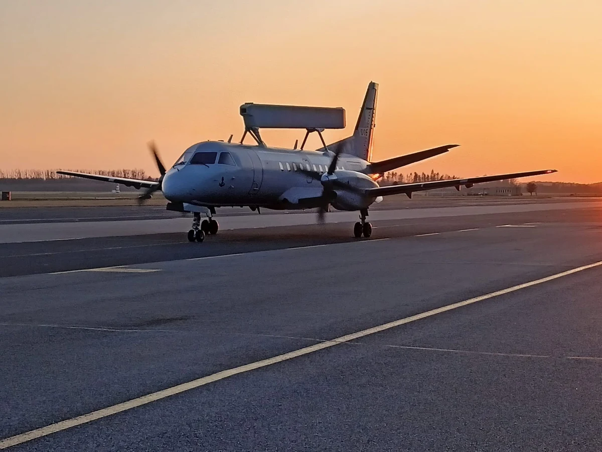 Samolot wczesnego wykrywania i ostrzegania Saab 340 AEW już w Polsce. Nasz kraj zamówił u Szwedów dwie tego typu maszyny.