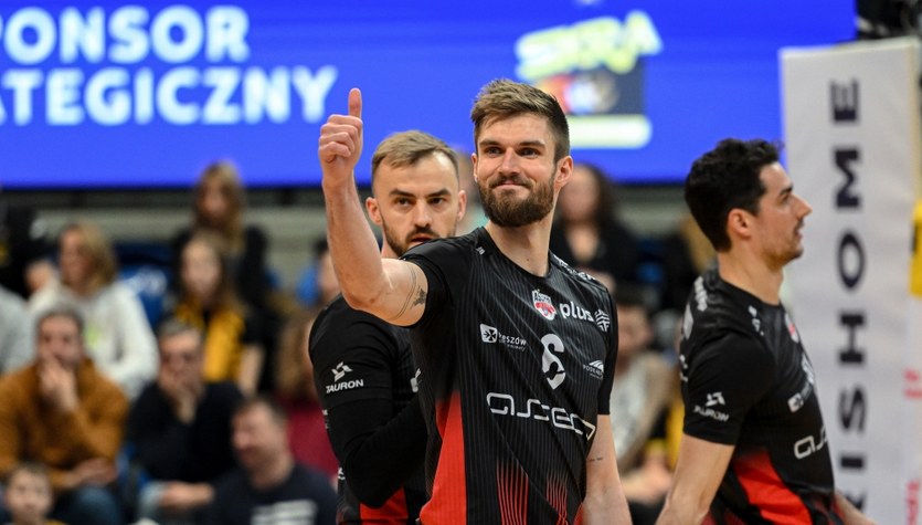 siatkówka, liga, PLS, AZS, siatkarze, siatkarki, wyniki na żywo, siatkówka kobiet, polska reprezentacja Resovia pozbawiła Skrę złudzeń. Wielki powrót Karola Kłosa