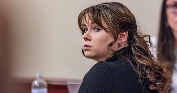 Ława przysięgłych sądu w Nowym Meksyku uznała, że Hannah Gutierrez-Reed, która odpowiadała za broń palną na planie filmu "Rust", jest winną nieumyślnego spowodowania śmierci autorki zdjęć Halyny Hutchins. Grozi jej do półtora roku więzienia i 5 tys. dolarów grzywny.