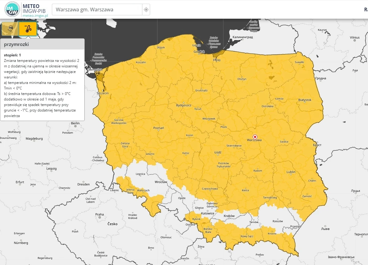 Synoptycy IMGW ostrzegają przed przymrozkami niemal w całej Polsce. Minusowa temperatura szybko nie odpuści, szczególnie na północnym wschodzie, dlatego wydane w ostrzeżenia przed przymrozkami będą obowiązywały przez kilka następnych nocy. 