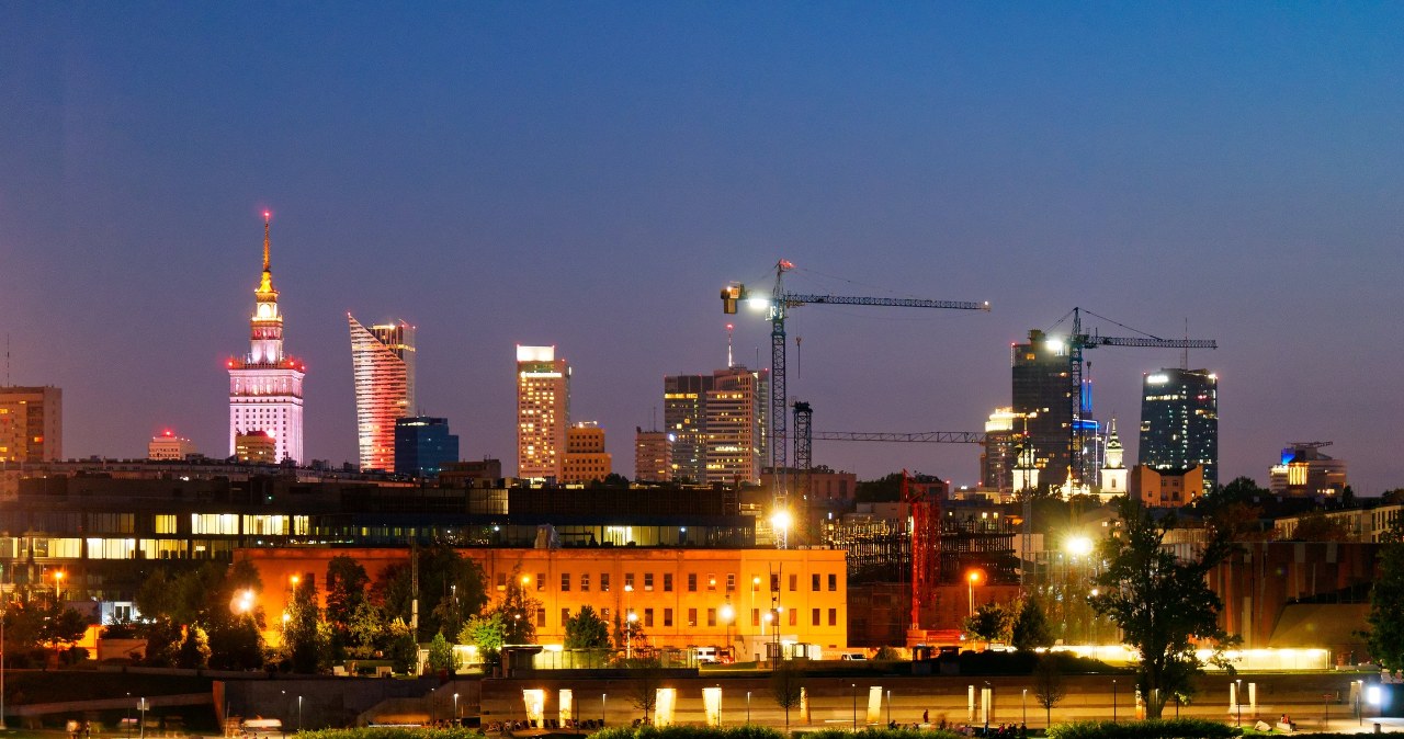 Awantura o nocną prohibicję w Warszawie. Do gry wchodzą kolejne dzielnice