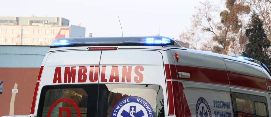 W lubelskim pogotowiu ratunkowym brakuje karetki bariatrycznej, czyli ambulansu do przewozu pacjentów cierpiących na otyłość olbrzymią. W skrajnych przypadkach o pomoc w transporcie trzeba prosić straż pożarną