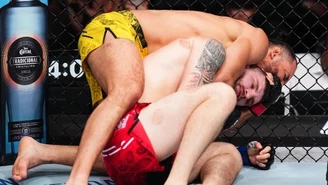 Polski wojownik na skraju omdlenia. Chwile grozy na gali UFC w Miami