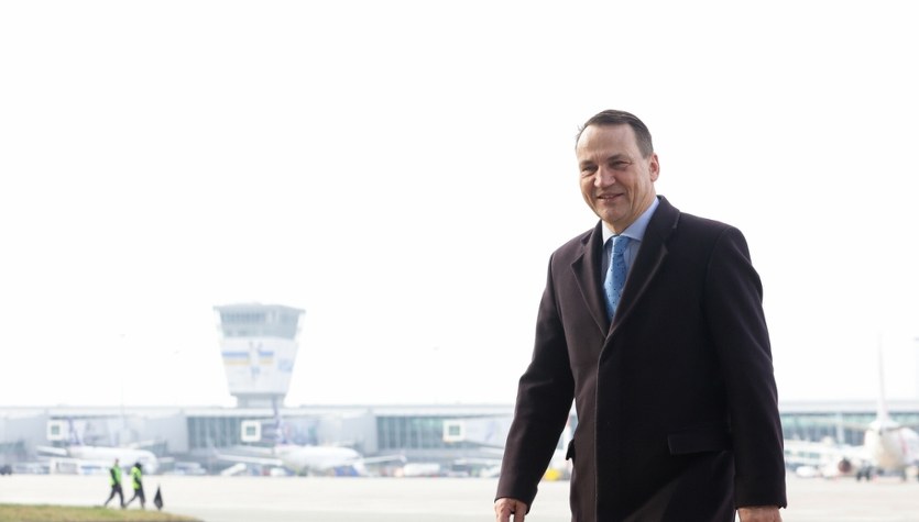Fala komentarzy po słowach papieża. Sikorski: A może zachęcić Putina? Fala komentarzy po słowach papieża. Sikorski: A może zachęcić Putina?