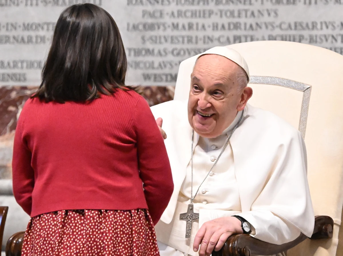 MSZ w Kijowie poinformowało o zaproszeniu do resortu nuncjusza apostolskiego Visvaldasa Kulbokasa. Nuncjuszowi przekazano, że Ukraina jest rozczarowana słowami papieża Franciszka o "białej fladze" i konieczności "okazania odwagi i negocjowania" z agresorem.