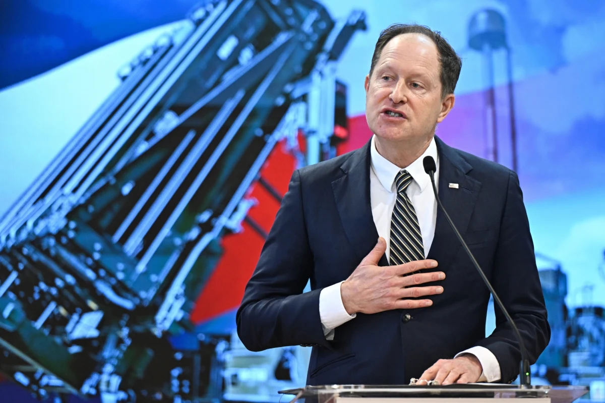 “25 lat temu Sojusz zdecydował, że członkostwo Polski przyczyni się do zbiorowej ochrony i się nie zawiódł” – stwierdził w rozmowie z PAP ambasador USA w Polsce Mark Brzeziński. “Polska odgrywa fundamentalną rolę” – zapewnił. 