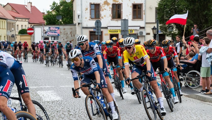 tenis, hokej, żużel, szachy, boks, piłka ręczna, kolarstwo, lekkoatletyka, sporty wodne, sporty zimowe Kibice czekali prawie 20 lat. Tour de Pologne wraca do wielkiego miasta