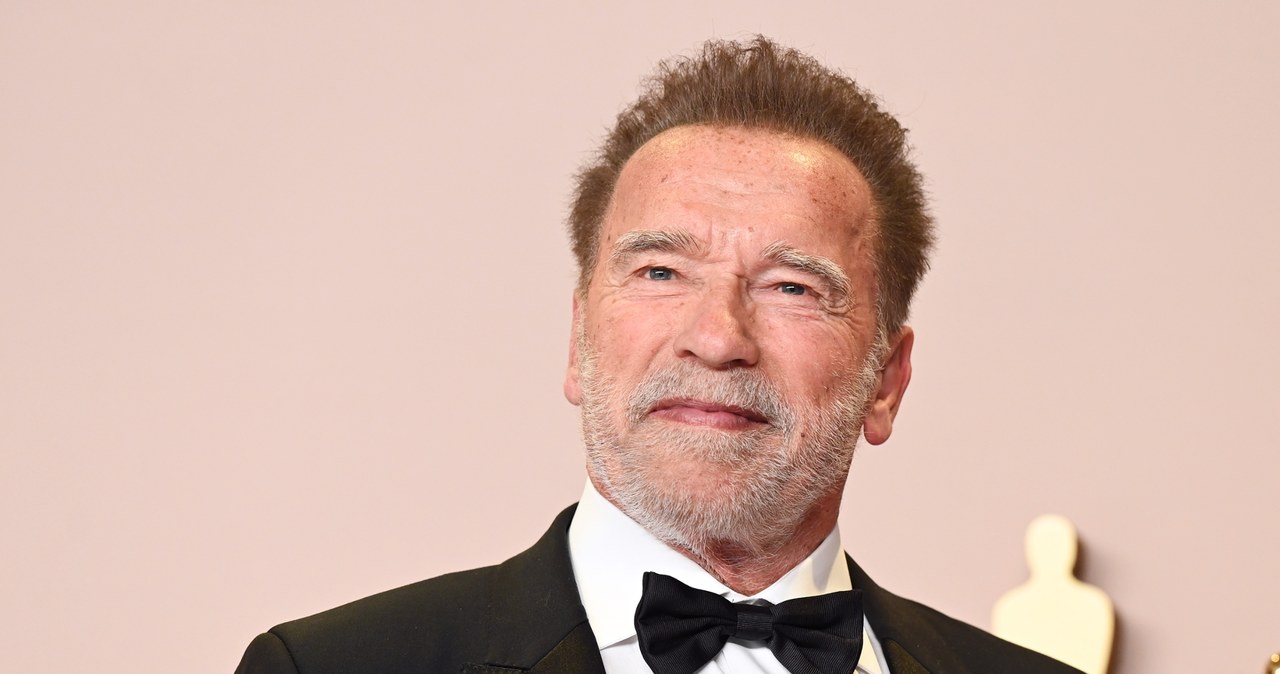 Arnold, Schwarzenegger, wraca, duży, ekran, Jego, kolejna, produkcja, nosi, tytuł, With, będzie, świąteczną, komedią Gwiazdor po latach znów zagra w filmie. Znamy szczegóły