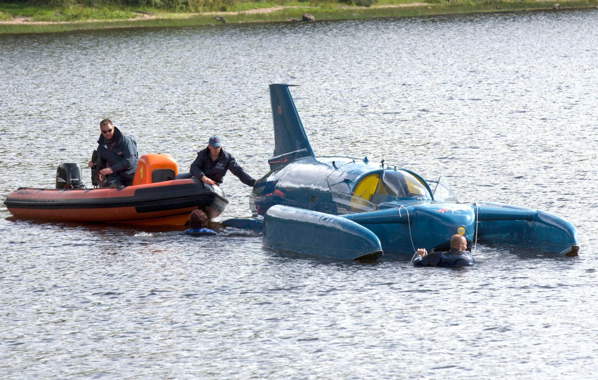 Bluebird - legendarny brytyjski hydroplan - trafił do muzeum na północy Anglii. Zatonął w 1967 roku na jeziorze. Zginął pilot i słynny rekordzista Donald Campbell. 