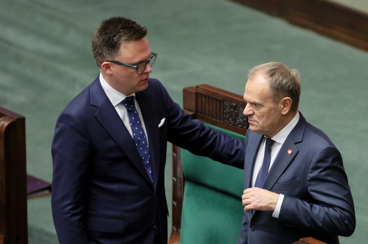 "Mieliśmy pokonać PiS raz na zawsze, nie na 100 dni. (...) Panie premierze, dość kłótni - do przodu" - napisał na platformie X marszałek Sejmu Szymon Hołownia. Wcześniej Donald Tusk napisał, że "taktyczne głosowanie części zwolenników Koalicji Obywatelskiej na Trzecią Drogę pozwoliło odsunąć PiS od władzy". Jak dodał, w tych wyborach jedynym kryterium "będą nasze własne przekonania".