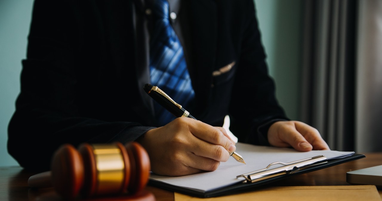 Testament czy dziedziczenie ustawowe - co jest lepsze? Prawnicy ujawniaj