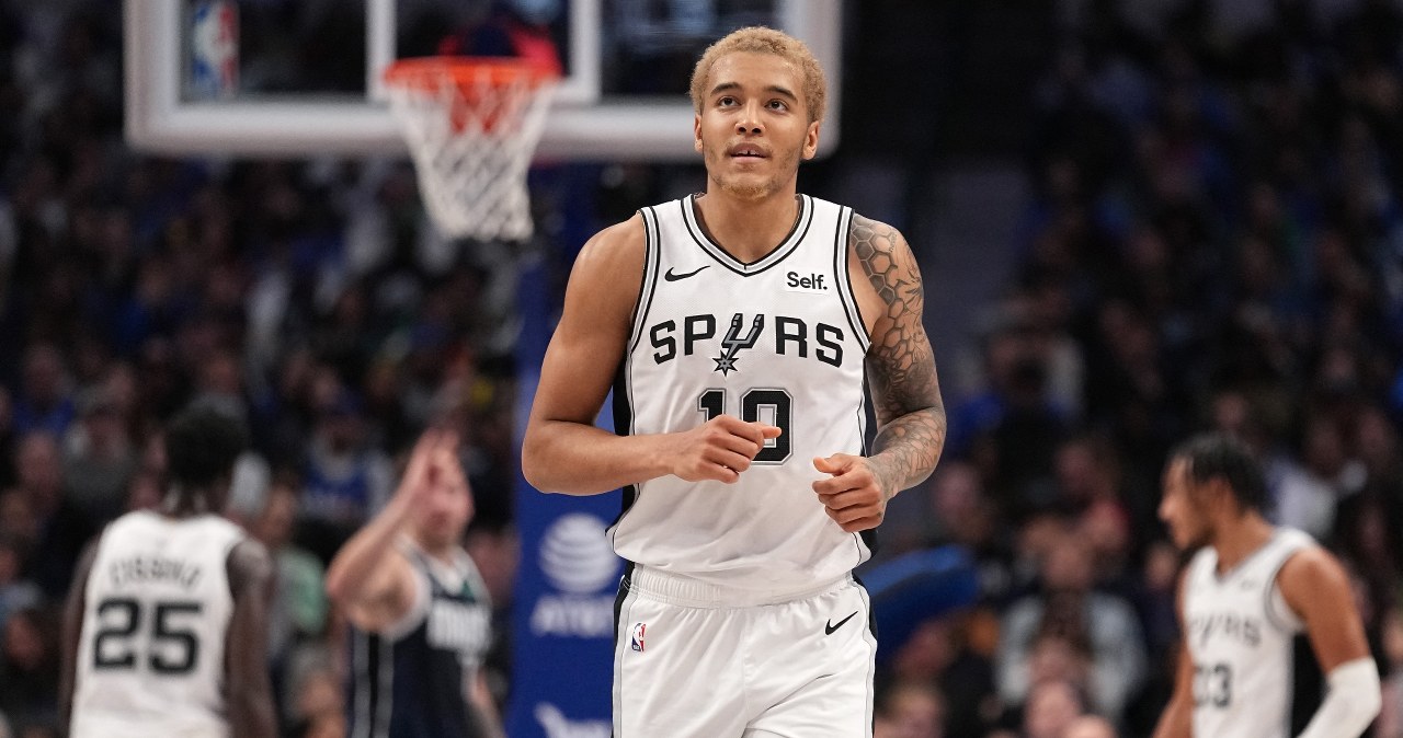 San Antonio nie dali szans mistrzom NBA. Słodko-gorzki wieczór Sochana