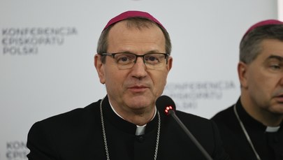 Abp Wojda: Przyjmuję wolę biskupów jako ogromny kredyt zaufania 