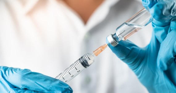 Od września, czyli od nowego roku szkolnego, uczniowie znów będą mogli być szczepieni w szkołach przeciwko HPV. Te informacje potwierdza - w odpowiedzi na pytania dziennikarza RMF FM - minister zdrowia Izabela Leszczyna.
