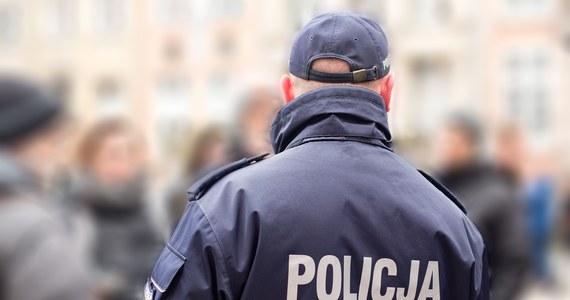 Małopolska policja poinformowała w czwartek, że zaginął 15-latek z Olkusza. Został on odnaleziony cały i zdrowy.
