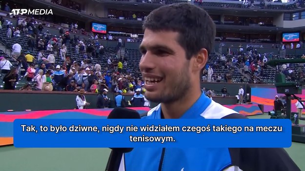 Do niesamowitych scen doszło w czasie meczu Carlosa Alcaraza z Alexandrem Zverevem w 1/4 finału turnieju rangi ATP 1000 w Indian Wells. Spotkanie zostało przerwane z powodu inwazji pszczół, które w znacznej liczbie pojawiły się na korcie numer 1 i mocno dawały się we znaki zawodnikom oraz sędziemu.