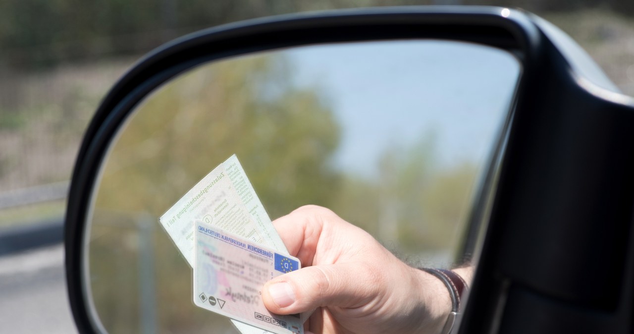 Tysiące kierowców ma ten problem. Rozwiązanie jest tylko jedno wiadomości,aktualności,Interia Tysiące kierowców ma ten problem. Rozwiązanie jest tylko jedno