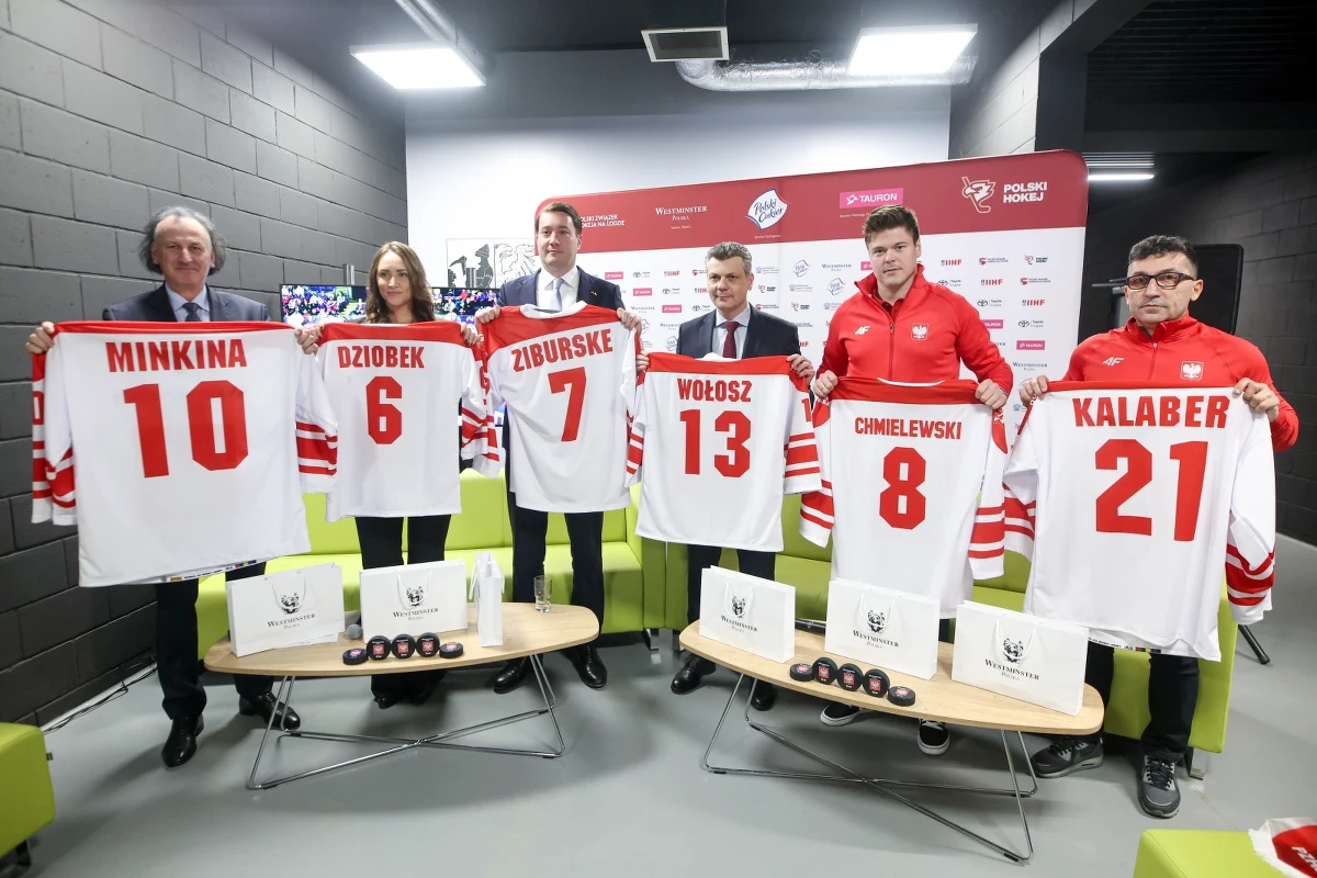 Wielka Brytania, Dania, Słowacja czy Węgry to tylko niektóre reprezentacje, z którymi polscy hokeiści zmierzą się w ramach przygotowań do mistrzostw świata elity. Szykując się do najważniejszego turnieju od ponad dwóch dekad, kadrowicze rozegrają aż 8 sparingów. 
