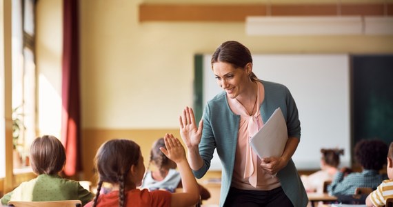 Gdański Urząd Pracy przygotował ciekawe narzędzie dla mieszkańców Trójmiasta. „Edumapa.com” to bank wiedzy o szkołach z regionu. Uczniowie i rodzice będą mogli sprawdzić, które placówki oferują interesujące ich kierunki, dostać porady edukacyjne i wypełnić testy preferencji zawodowych.