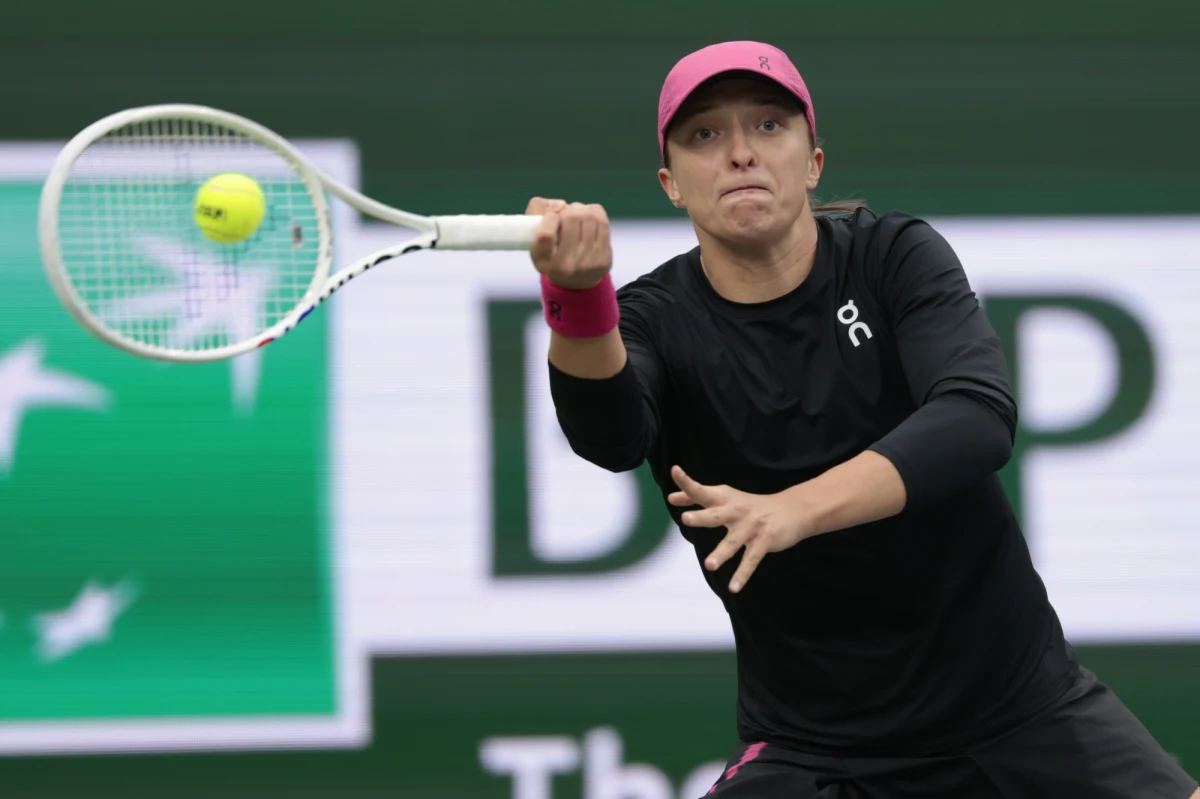 Iga Świątek nie zawiodła i po trwającym nieco ponad godzinę spotkaniu awansowała do finału turnieju WTA rangi 1000 w kalifornijskim Indian Wells. Rozstawiona z nr 1 polska tenisistka pokonała Ukrainkę Martę Kostiuk (nr 31) 6:2, 6:1. Finałową rywalką podopiecznej trenera Tomasza Wiktorowskiego będzie Greczynka Maria Sakkari.