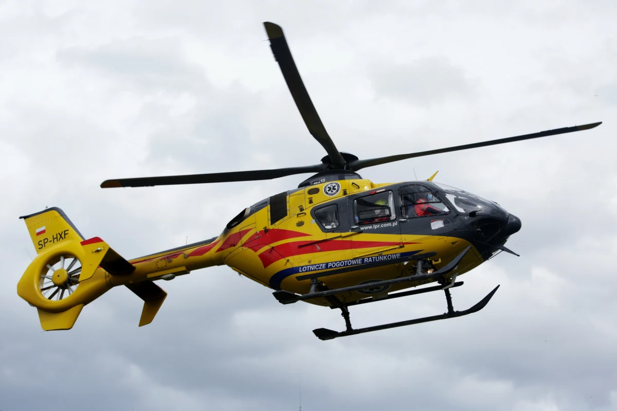 Czteroletnia dziewczynka wpadła do kotła z gotującym się żurkiem. Do wypadku doszło w restauracji niedaleko wielkopolskiego Gostynia. Dziecko czeka długotrwałe leczenie. Poparzenia objęły około 30 proc. ciała.