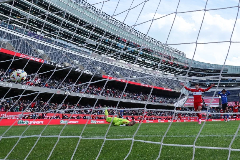 Niewyobrażalna fortuna właściciela Chicago Fire. Jak się jej dorobił?