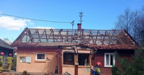 Do wybuchu gazu doszło w domu jednorodzinnym w Oparówce koło Strzyżowa na Podkarpaciu. Dwie osoby zostały ranne.