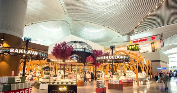 Po raz czwarty z rzędu za najlepsze lotnisko na świecie uznano port lotniczy w Stambule (IST) - poinformował dziennik "Daily Sabah".