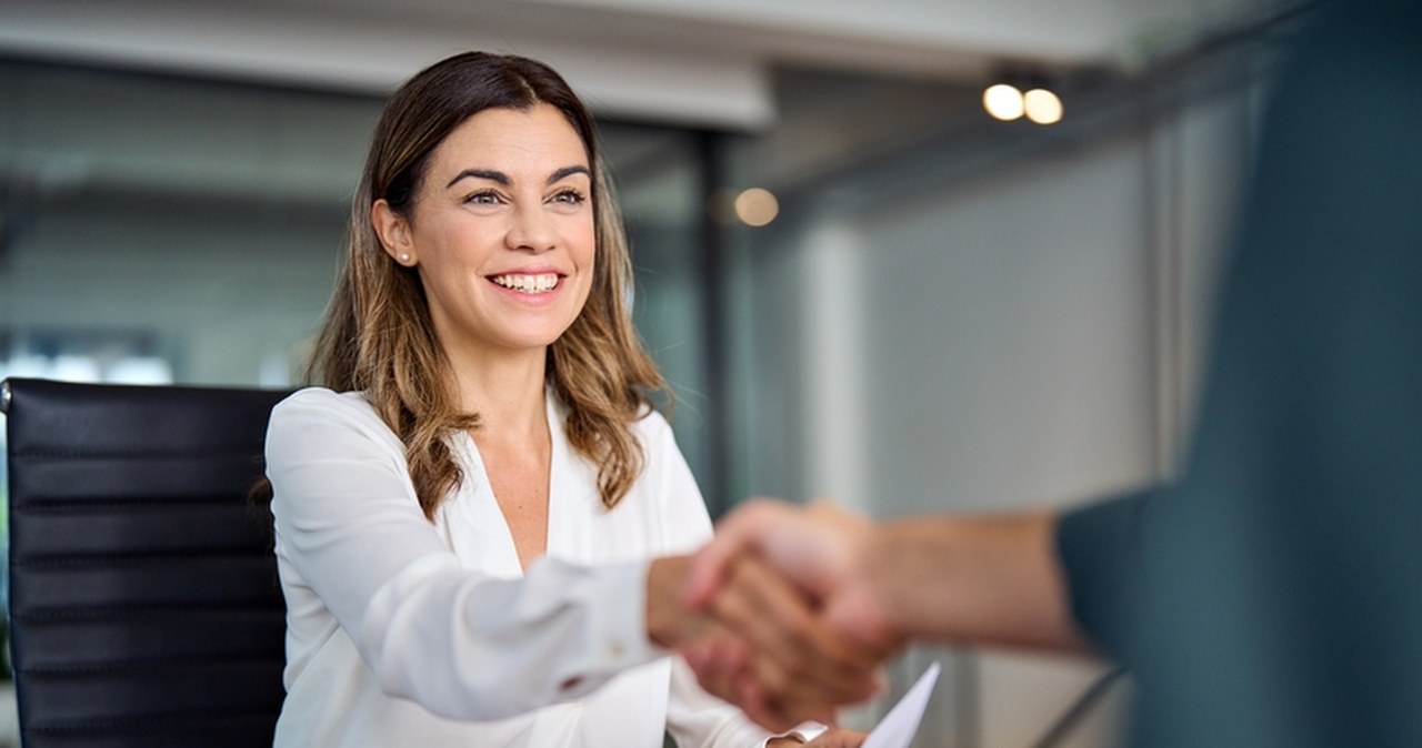 Szukasz pracy? Tych czterech informacji lepiej nie zamieszczaj w internecie