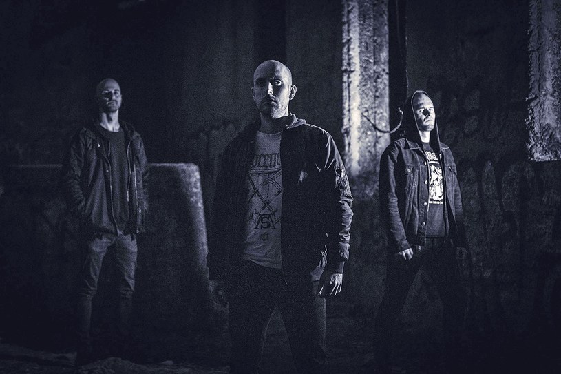 Trio Ulcerate z Nowej Zelandii wypuściło singel "The Dawn Is Hollow". Utwór ten znajdziemy na nowej płycie awangardowych, technicznych deathmetalowców z antypodów.