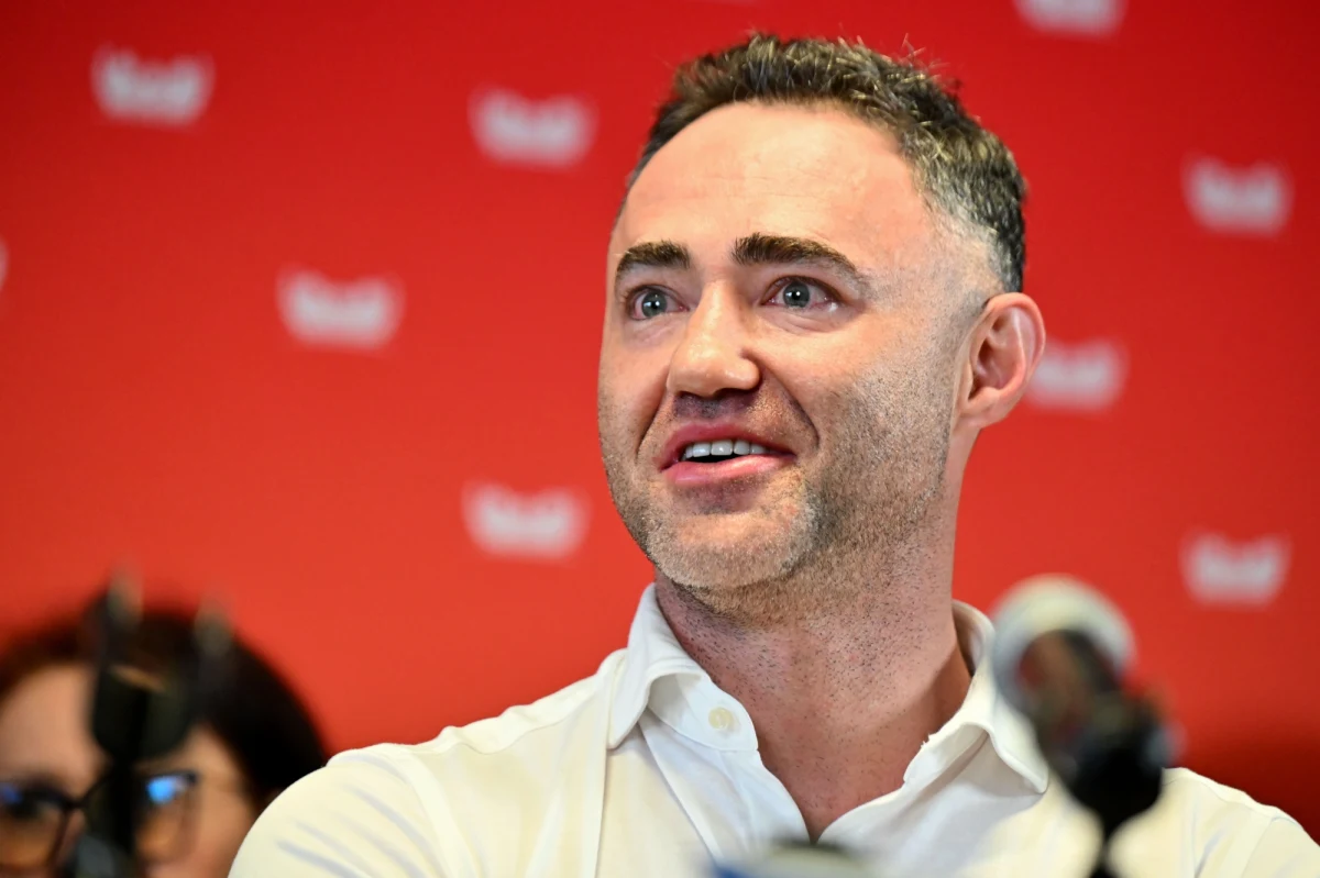 ​Dopłaty do kredytów mieszkaniowych dla par, które zdecydują się zamieszkać w Kielcach to jeden z postulatów kandydata na prezydenta miasta Macieja Burszteina (Przyjazne Kielce). Obecny radny zapowiedział także m.in. odrolnienie nowych terenów i przeznaczenie ich pod zabudowę mieszkaniową.