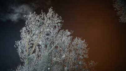 Deszczowa noc na zachodzie kraju. Gdzie ściśnie mróz?