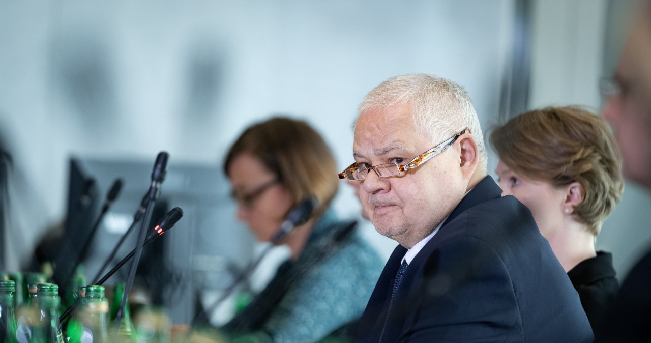 Prezes NBP: Pogrozili nam palcem i teraz patrzą, w którą stronę pójdziemy