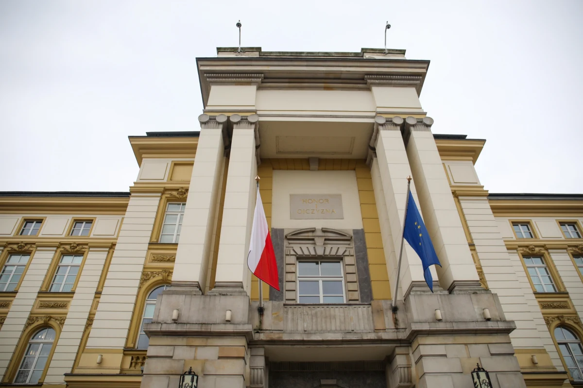Rząd rezygnuje z 32 swoich pełnomocników. Do tej pory było ich 51. Jest projekt rozporządzenia w tej sprawie.