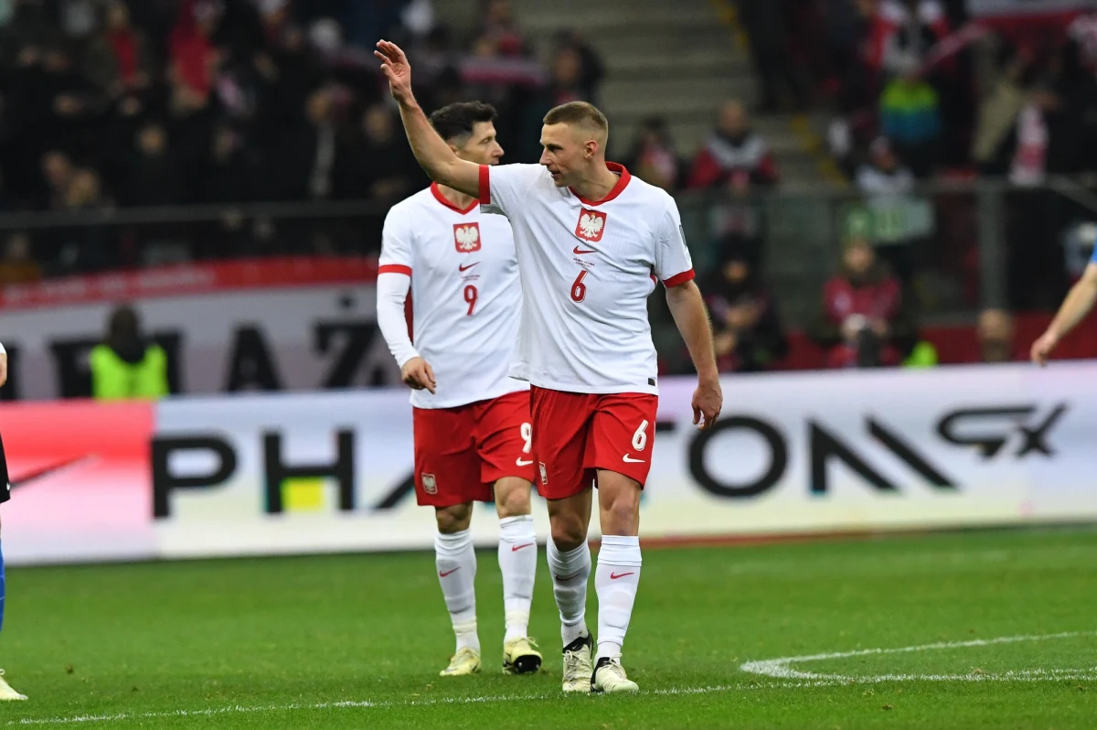 Piłkarz reprezentacji Polski Jakub Piotrowski, strzelec jednej z bramek w półfinałowym meczu barażowym o awans do mistrzostw Europy z Estonią (5:1), uważa, że gospodarze mieli w Warszawie pełną kontrolę. "Trener zachęcał do strzałów z dystansu - i uderzyłem" - dodał.