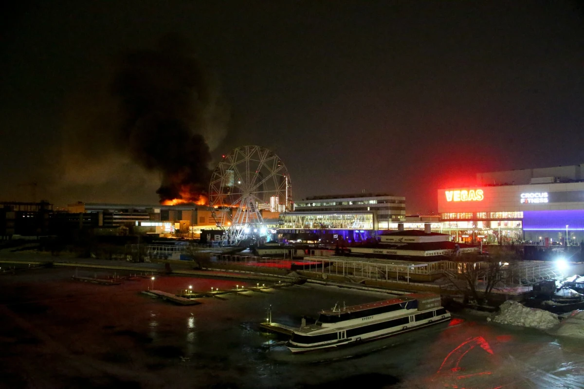 "Atak na salę koncertową w Krasnogorsku pod Moskwą to świadoma prowokacja reżimu Putina, przed którą ostrzegała wspólnota międzynarodowa" - oświadczył Andrij Jusow z ukraińskiego wywiadu wojskowego (HUR). W ataku uzbrojonych napastników zginęło ponad 60 osób.