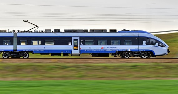 PKP Polskie Linie Kolejowe zamawiają koncepcję przebudowy szlaku Lublin-Dorohusk. Rozważany ma być m.in. wariant umożliwiający podróże z prędkością 200 km/h. Zlecenie obejmuje też linię z Dorohuska do stacji Zawadówka Naftobaza.