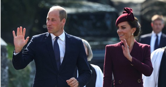 Księżna Kate i książę William są niezwykle wzruszeni miłymi wiadomościami, jakie otrzymują z całego świata - przekazał rzecznik Pałacu Kensington. Podziękowali także za zarozumienie ich prośby o "zachowanie prywatności".