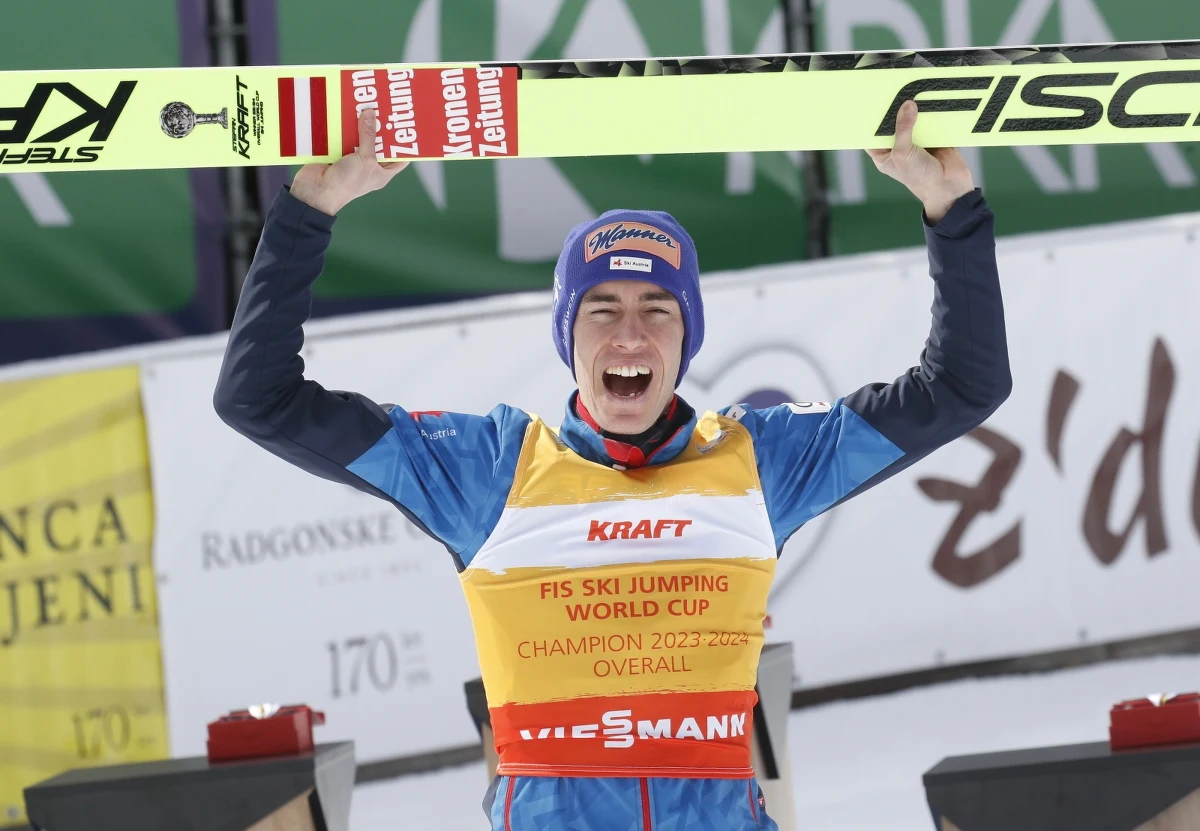 Steefan Kraft odebrał w Planicy swoją trzecią w karierze Kryształową Kulę. Austriak był podczas zakończonego właśnie sezonu prawdziwym dominatorem. 20 razy stawał na podium, wygrał 13 konkursów. Polacy mają za sobą nieudany sezon. Wyjątkiem jest Aleksander Zniszczoł, dla którego ta sportowa zima była rekordowa. 