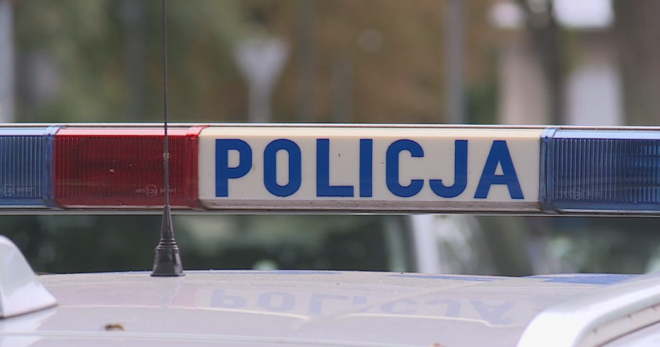 Zderzenie radiowozu z osobówką. Dwie osoby w szpitalu