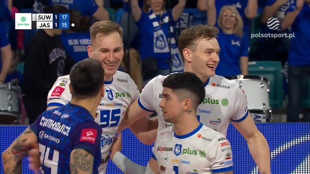 Fragmenty meczu MKS Ślepsk Malow Suwałki – Jastrzębski Węgiel - siatkówka. PlusLiga 2024, 27. kolejka.

