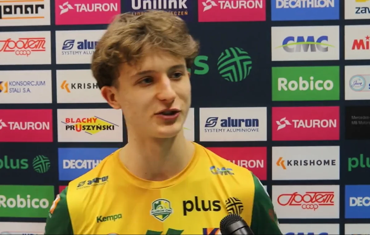 "Jakie drzewo, taki klin, jaki ojciec, taki syn" – o prawdziwości tego przysłowia mogli się przekonać ostatnio fani siatkarskiej ekstraklasy. W meczu PlusLigi pomiędzy Aluronem CMC Wartą Zawiercie a PGE GiEK Skrą Bełchatów (3:1) zadebiutował syn legendarnego siatkarza, a teraz trenera - Michała Winiarskiego.