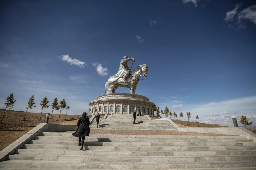 Pomnik Czyngis-Chana w Ułan Bator
