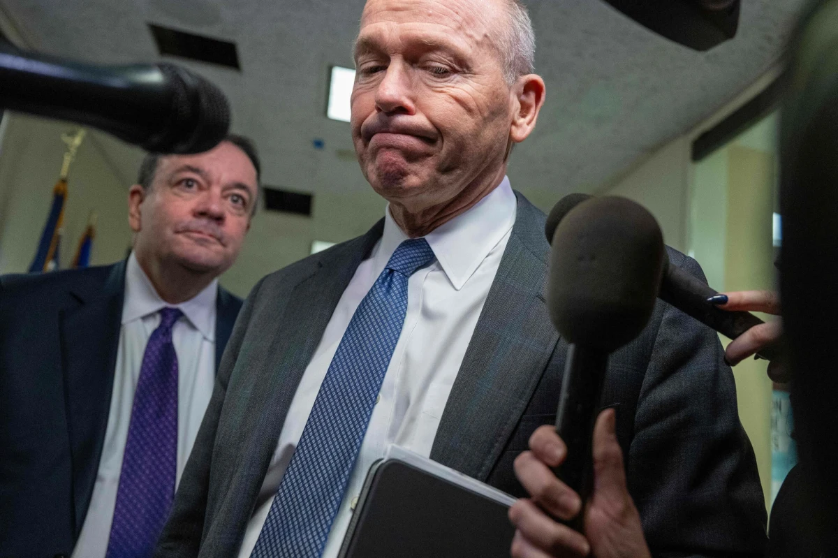 Dyrektor generalny Boeinga Dave Calhoun odejdzie z końcem tego roku ze swojego stanowiska. Pracę stracą również inni przedstawiciele menagementu. To pokłosie poważnego kryzysu bezpieczeństwa, który dotknął amerykański koncern po tym, gdy w samolocie alaskańskich linii lotniczych doszło do dekompresji.